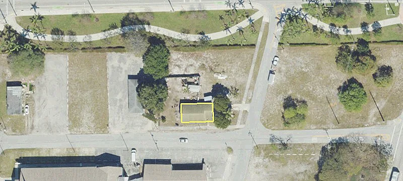 1039 2nd Ave