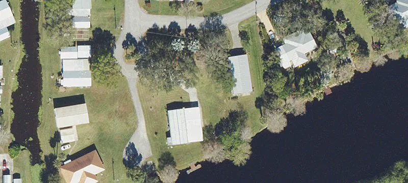 1189 Bay Dr