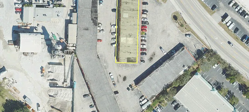 1140 Watertower Rd Ste, Unit 1
