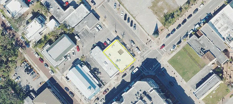 200 Marion Ave