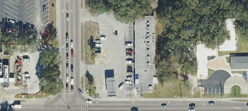 14601 Livingston Ave