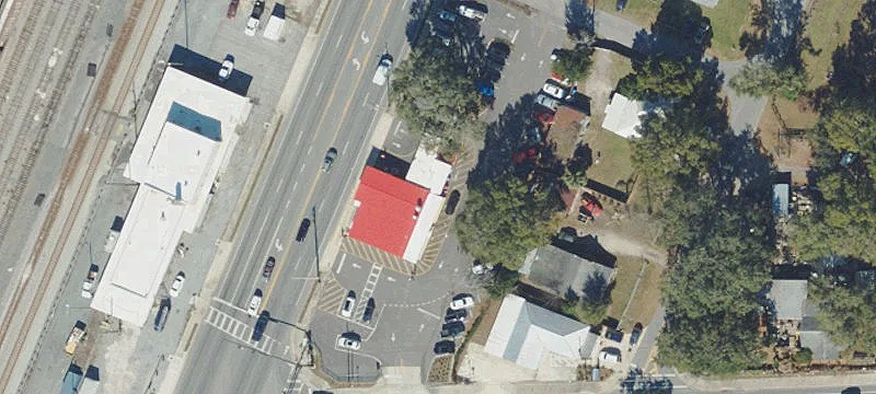 610 Main St