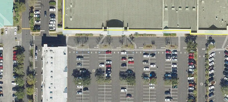 2077 Collier Pkwy