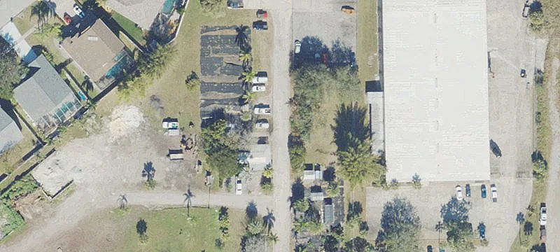 484 Barnes Blvd