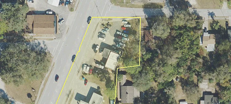 121 Charles Richard Beall Blvd
