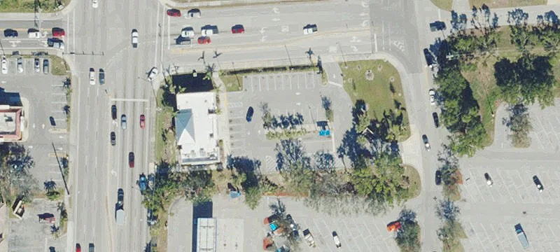 1615 Del Prado S Blvd