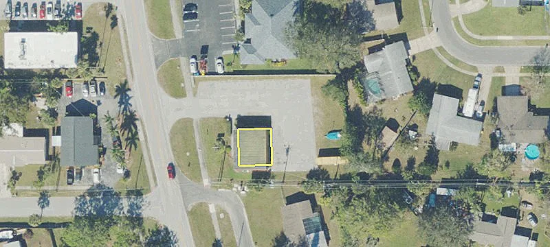 390 Courtenay Pkwy