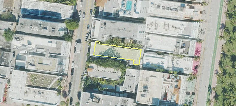 1415 Collins Ave