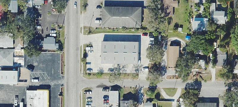 2109 9th W St