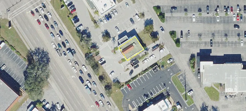 2057 Tamiami Trl