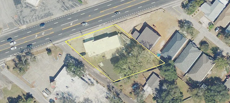 3415 Barrancas Ave