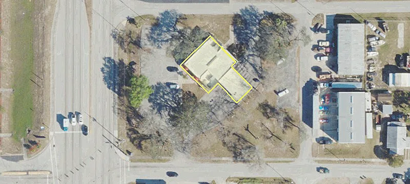 851 Us Hwy 27th S