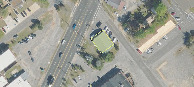 395 Ferdon Blvd