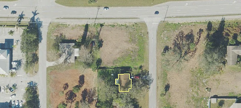 114 Bamboo SE Ave