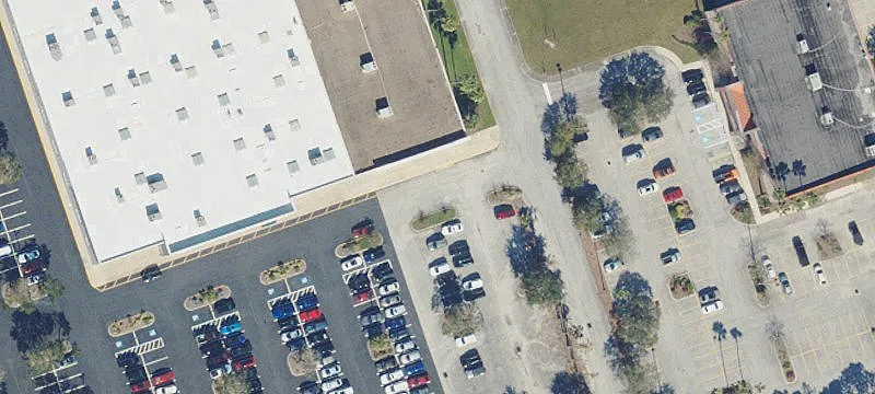 328 Brandon Town Ctr Dr