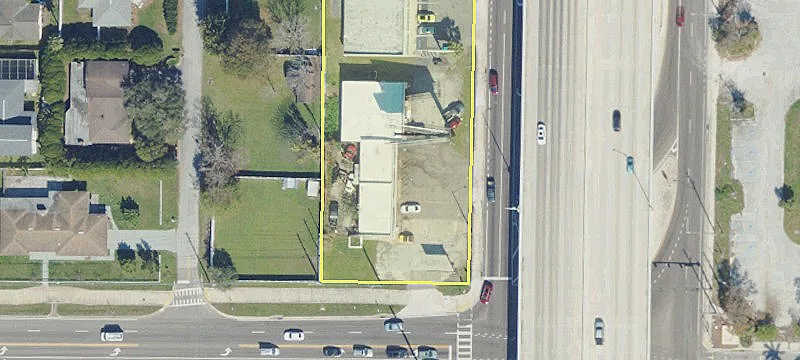 18300 Us Hwy 19th N