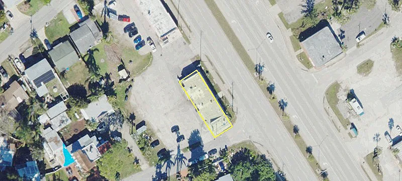 918 Tamiami S Trl