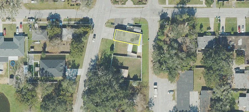 703 Vineland Rd