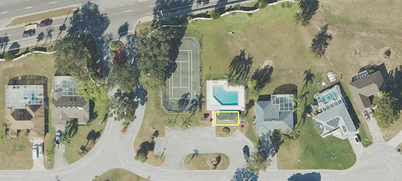 5518 Loma Vis E Dr