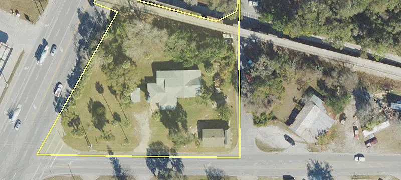 120 Railroad Ave