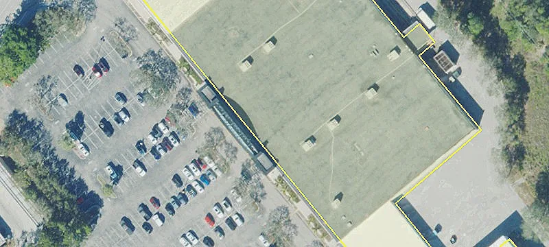 3703 Tamiami E Trl