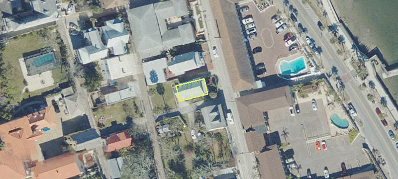 30 Marine St