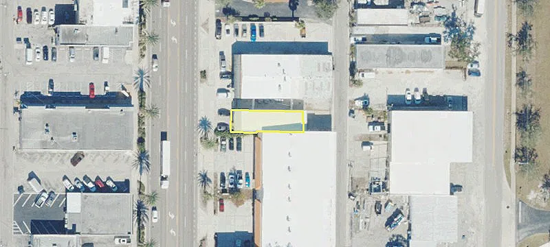 229 Tamiami S Trl