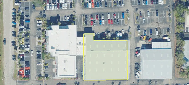 14375 Tamiami Trl