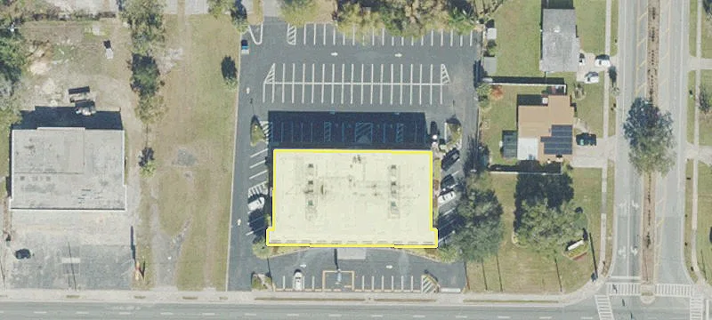 1221 Lee Rd