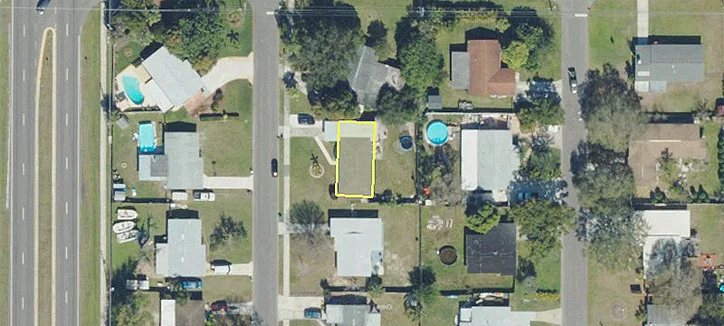 8375 Robin Rd