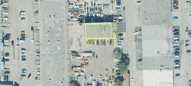 2570 Park Rd