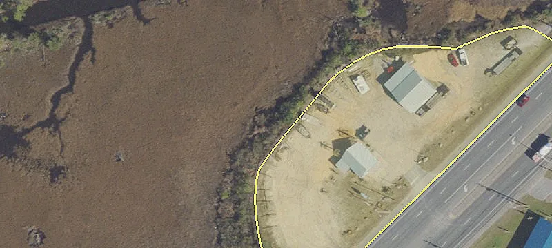 6439 Hwy 77