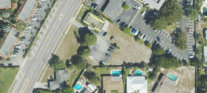 2860 Seacrest Blvd