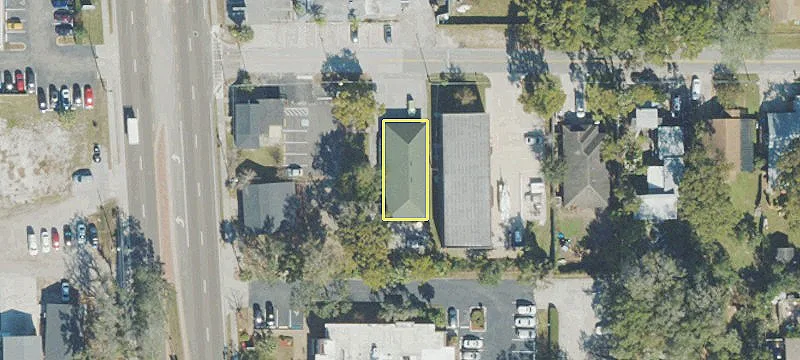 122 Lk Ave