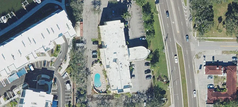 1803 Tamiami Trl
