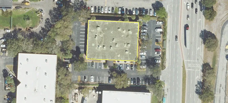 2129 Congress Ave