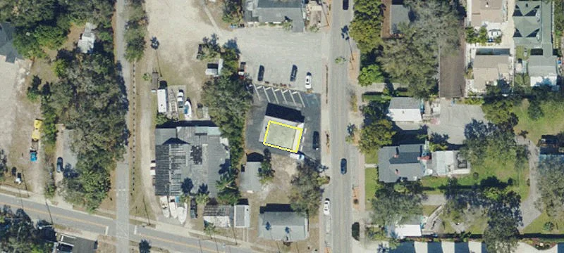 660 Douglas Ave