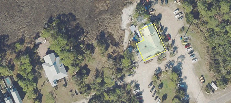 240 Bayshore Dr