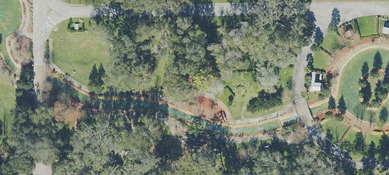 400 Woodlawn Cemetery Rd