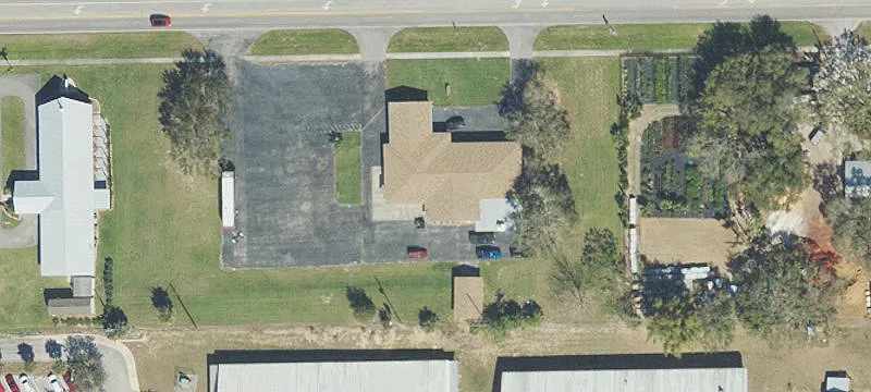 504 Interlake Blvd