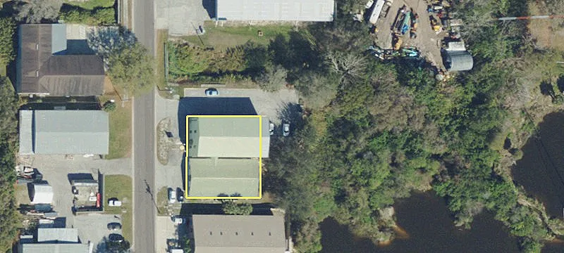 1040 Hbr Lk Dr