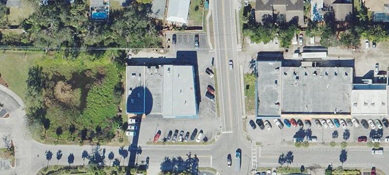 2627 Mall Dr