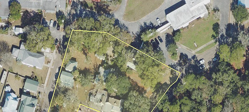1250 Cir Dr