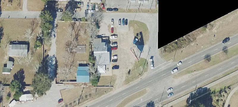 1826 Lewis Turner Blvd