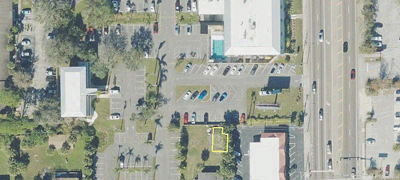 575 Courtenay Pkwy
