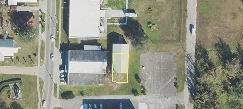 701 Range Ave