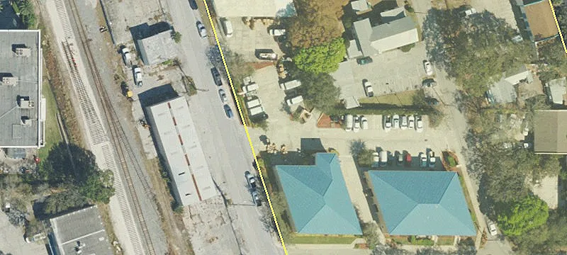 1926 Commerce Ave