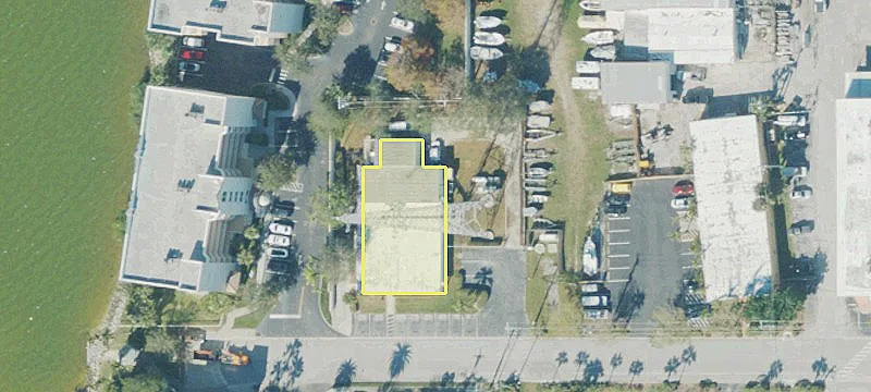 210 Ctr St