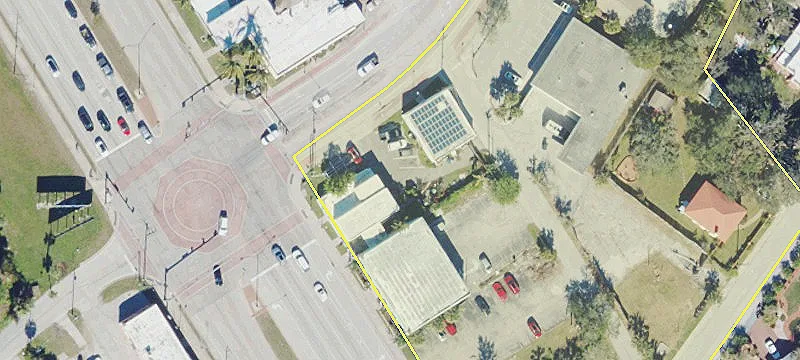 901 Tamiami S Trl