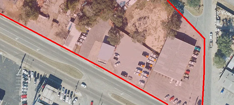 120 Racetrack NE Rd